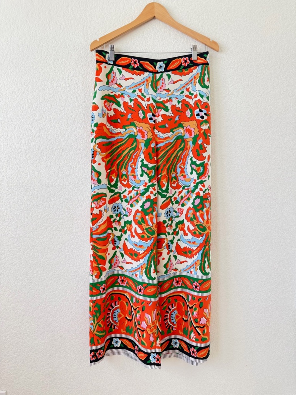 Cupcake and Cashmere Wide-Leg Floral Paisley Pants in Orange Green Size M EUC